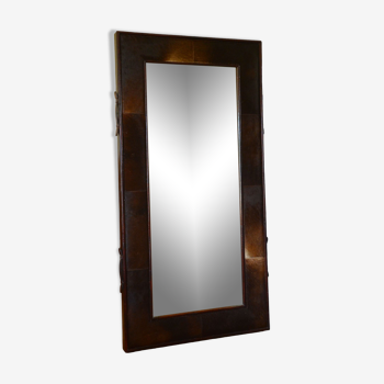 Free-standing mirror with leather frame