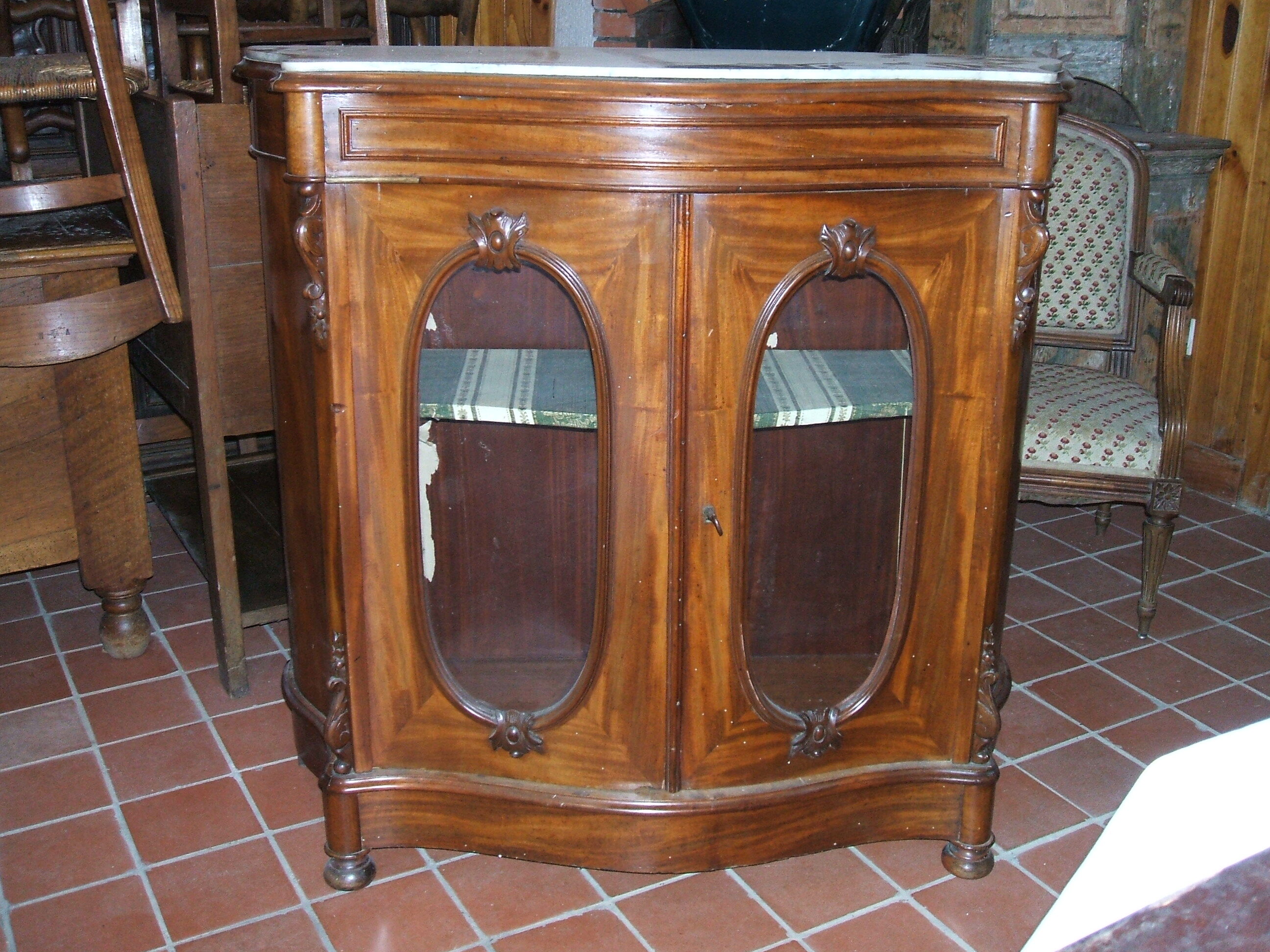 Napoleon III support height cabinet