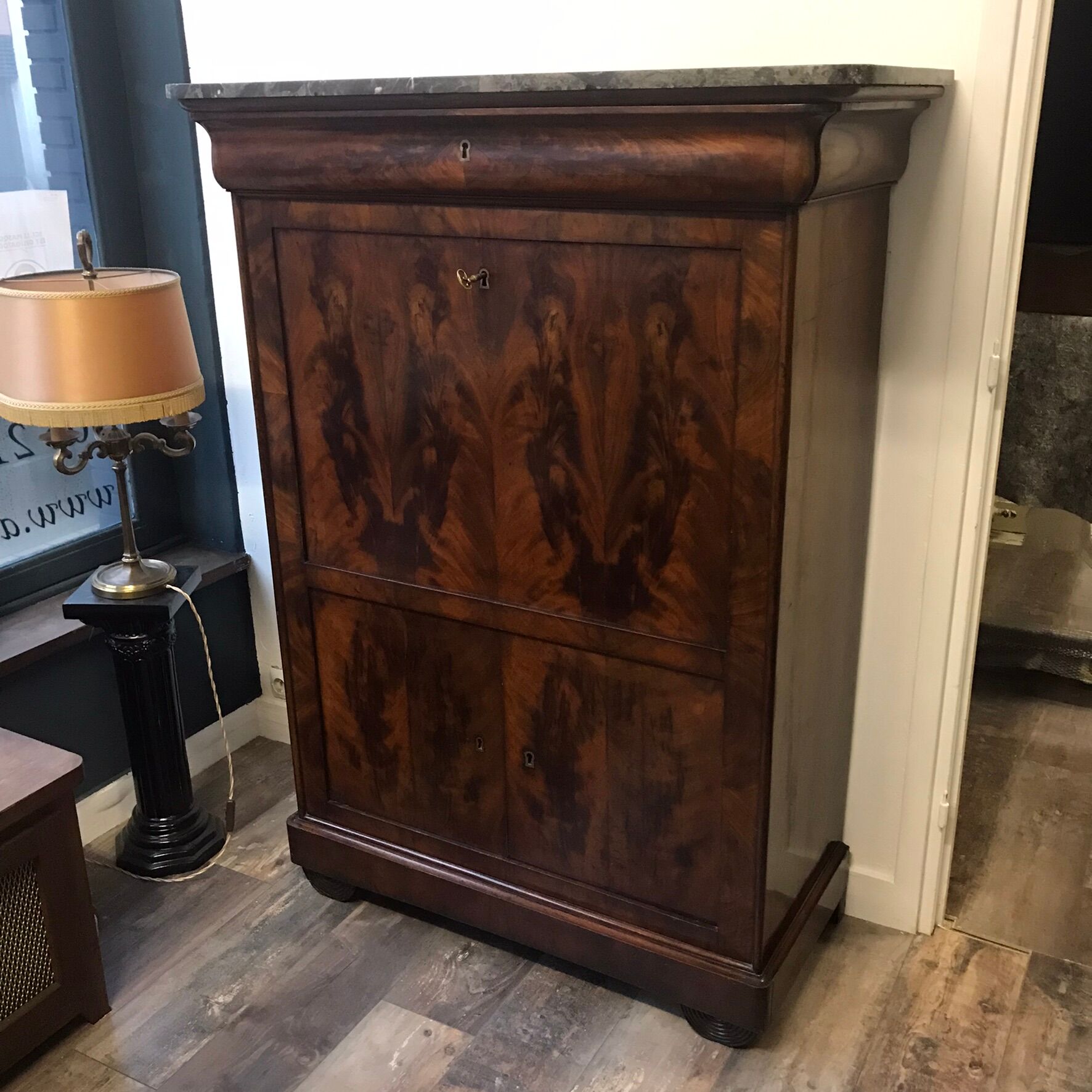 Secrétaire Louis Philippe placage en Acajou de cuba