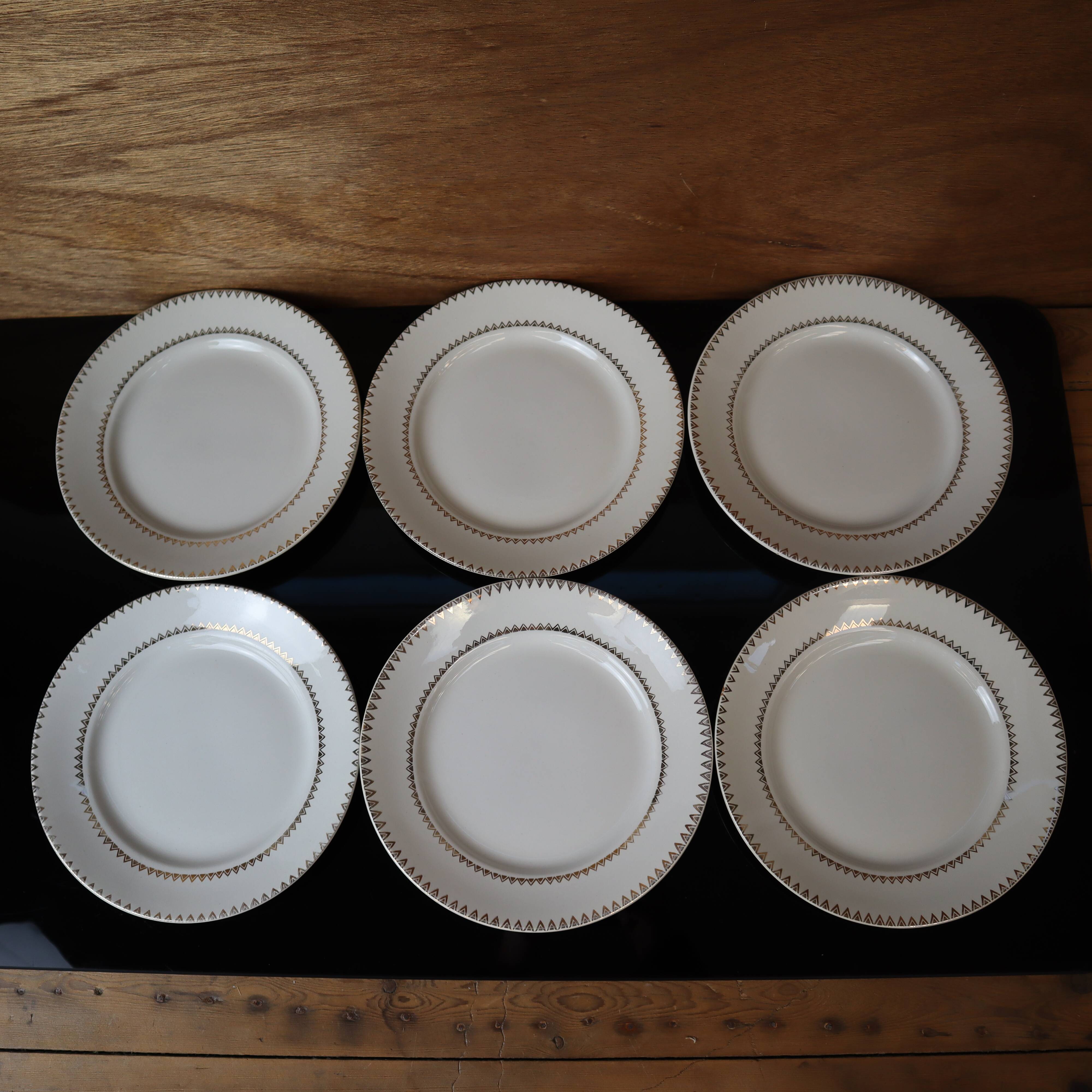 Set of 6 flat porcelain plates Golden Frieze