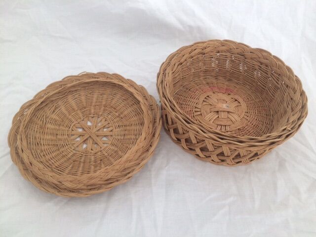 Basket glove wicker with cover