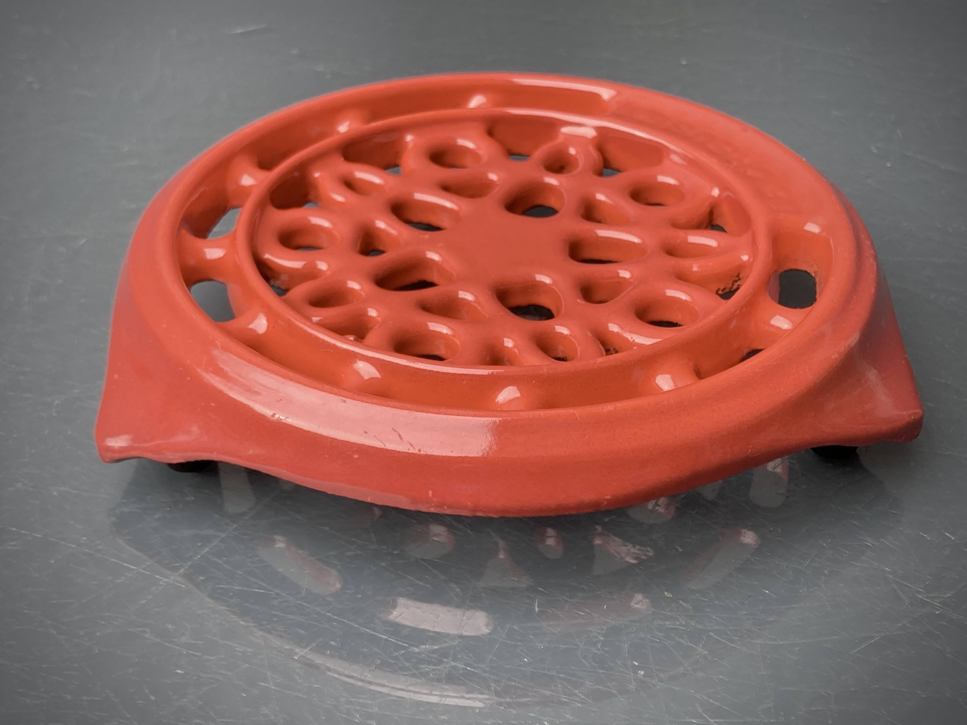 Bottle rest Le Creuset France