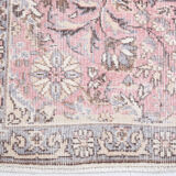 Farmhouse floral vintage carpet rug