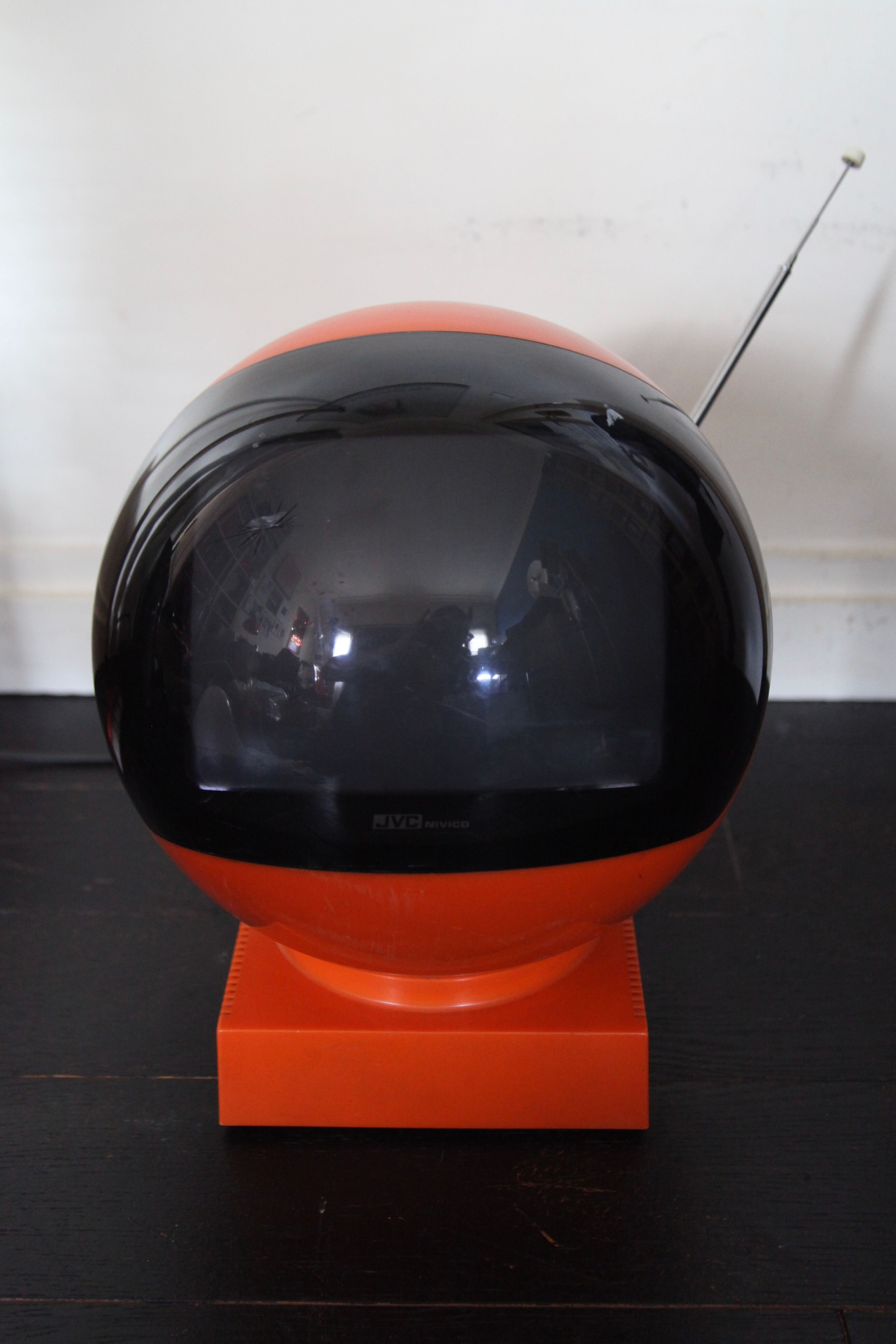 Jvc nivico tv, circa 1970 tv videosphere model
