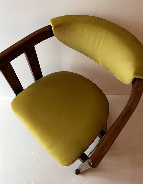Art Deco armchair in wood and velvet