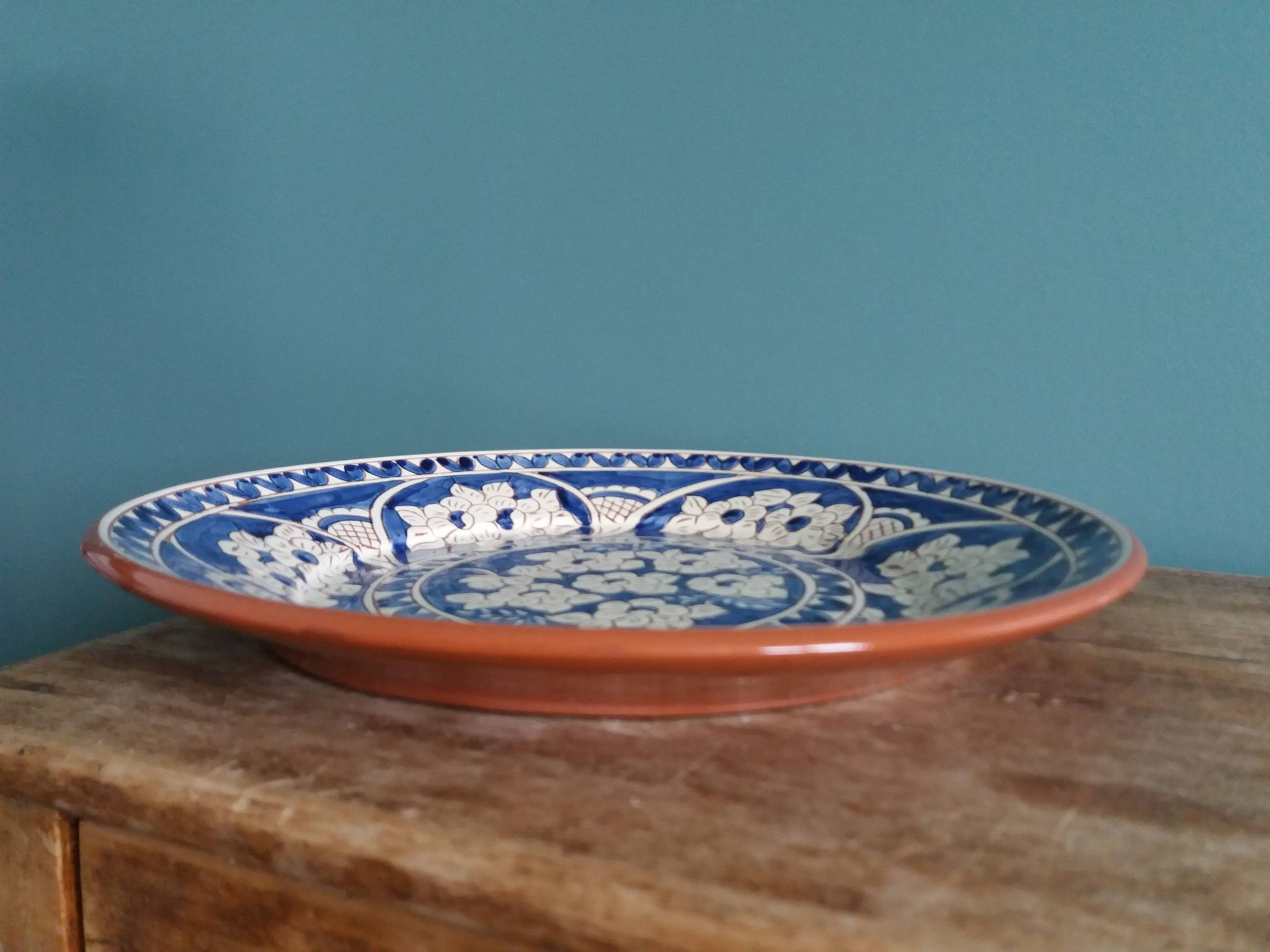 Plate signed Luis Janeiro, Portugal, enamelled terracotta plate