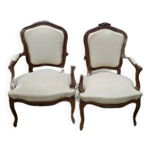 Paire de fauteuils cabriolet