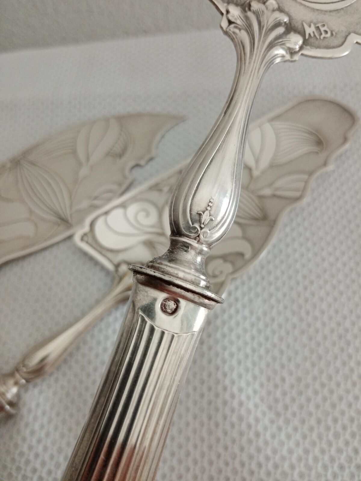 Cutlery with minerva silver handle