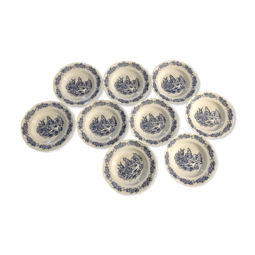 Set of 9 soup plates