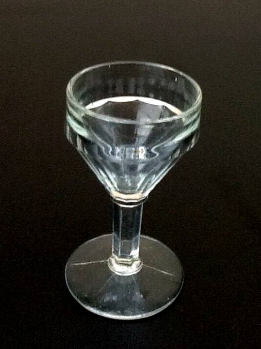 2 bistrot stemmed glasses transparent faceted glass