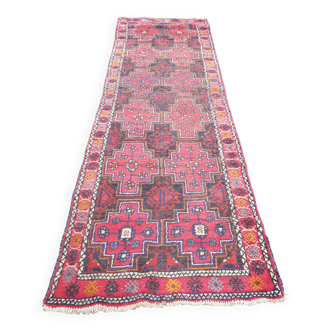 Oriental wool rug entirely handmade