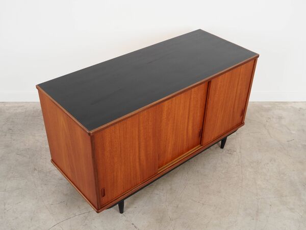 Commode, design danois, années 1970, fabriquée au Danemark