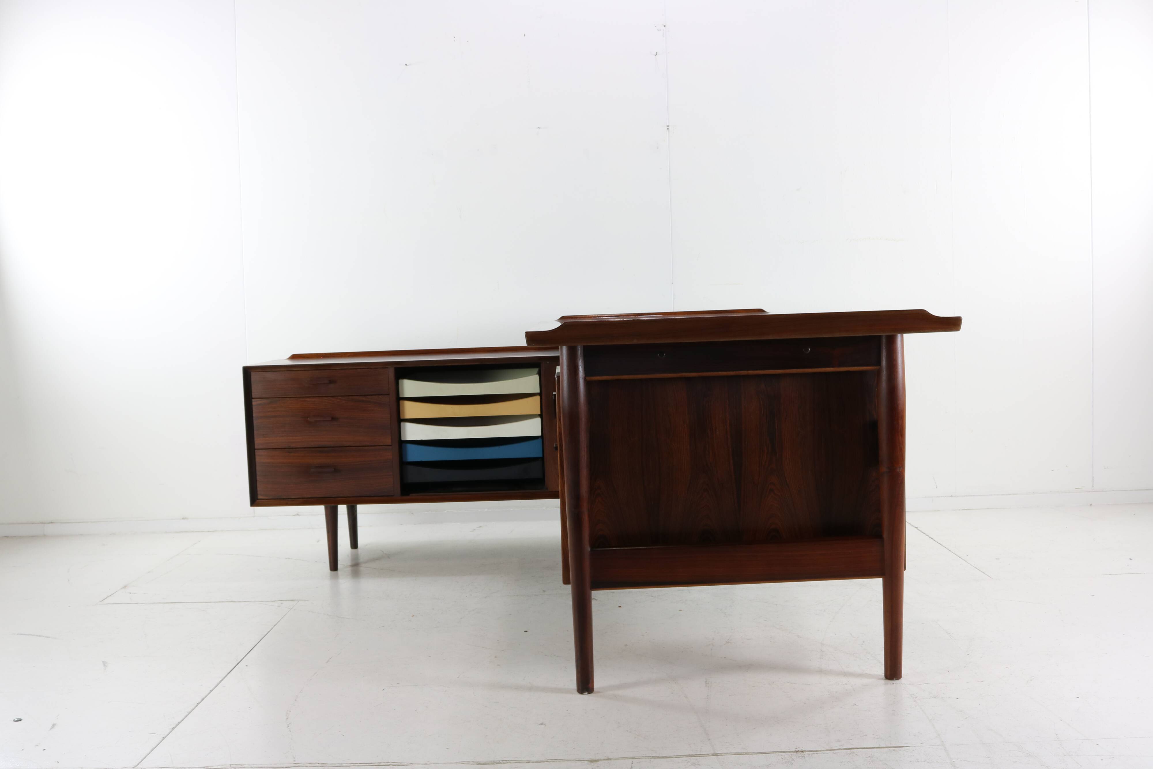 Bureau en palissandre par Arne Vodder pour Sibast Danemark