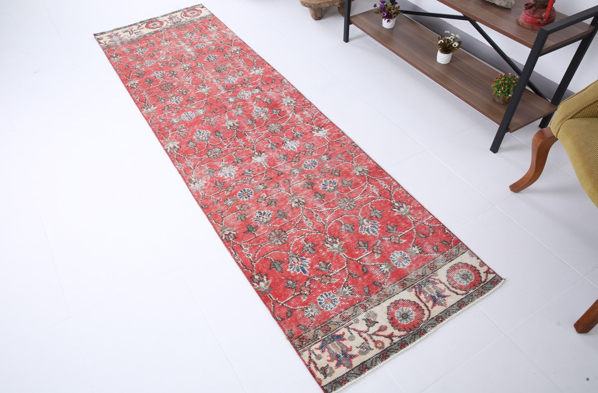 2x8 red floral turkish runner rug.77x261cm