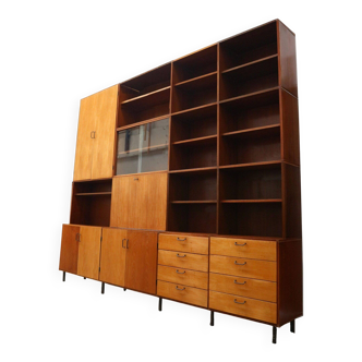Large vintage wall unit from the 1960s with functional and timeless design