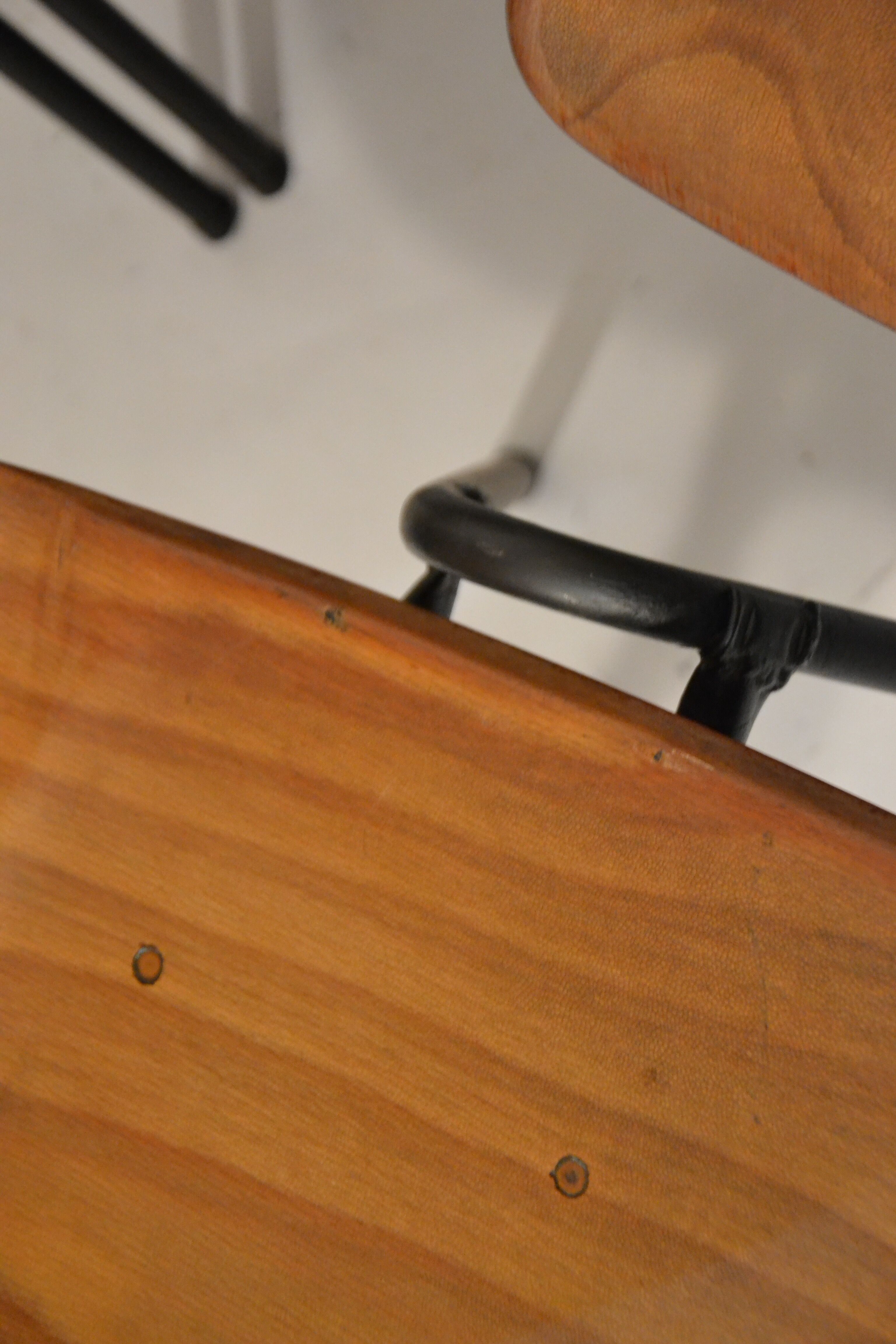 Set of 4 chairs stackable Pagholz