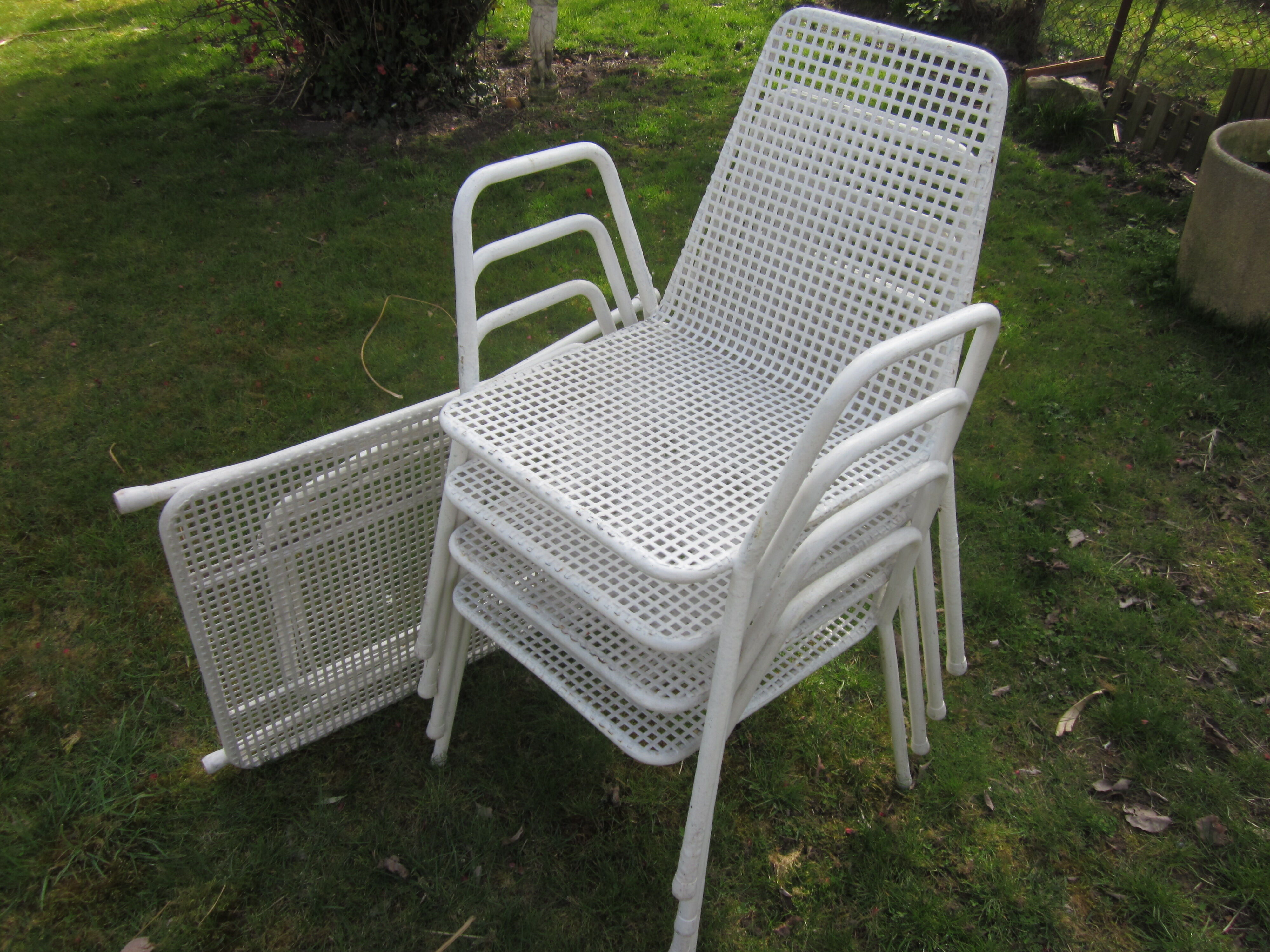 garden furniture metal 60-70 years