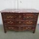 Commode galbée style Louis XVI