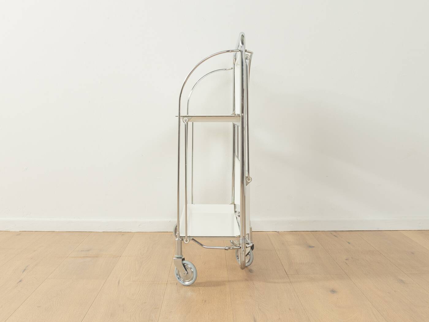 Dinett serving trolley, bremshey