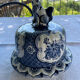 Vase en faïence de Delft par Boch Royal Sphinx
