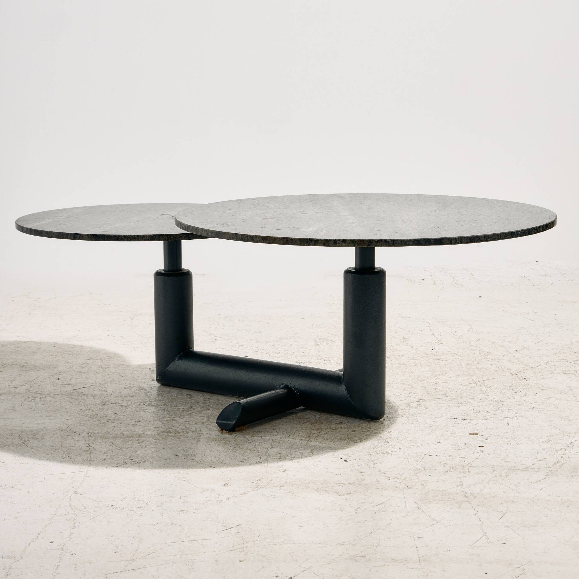 Table basse en granit Up & Up