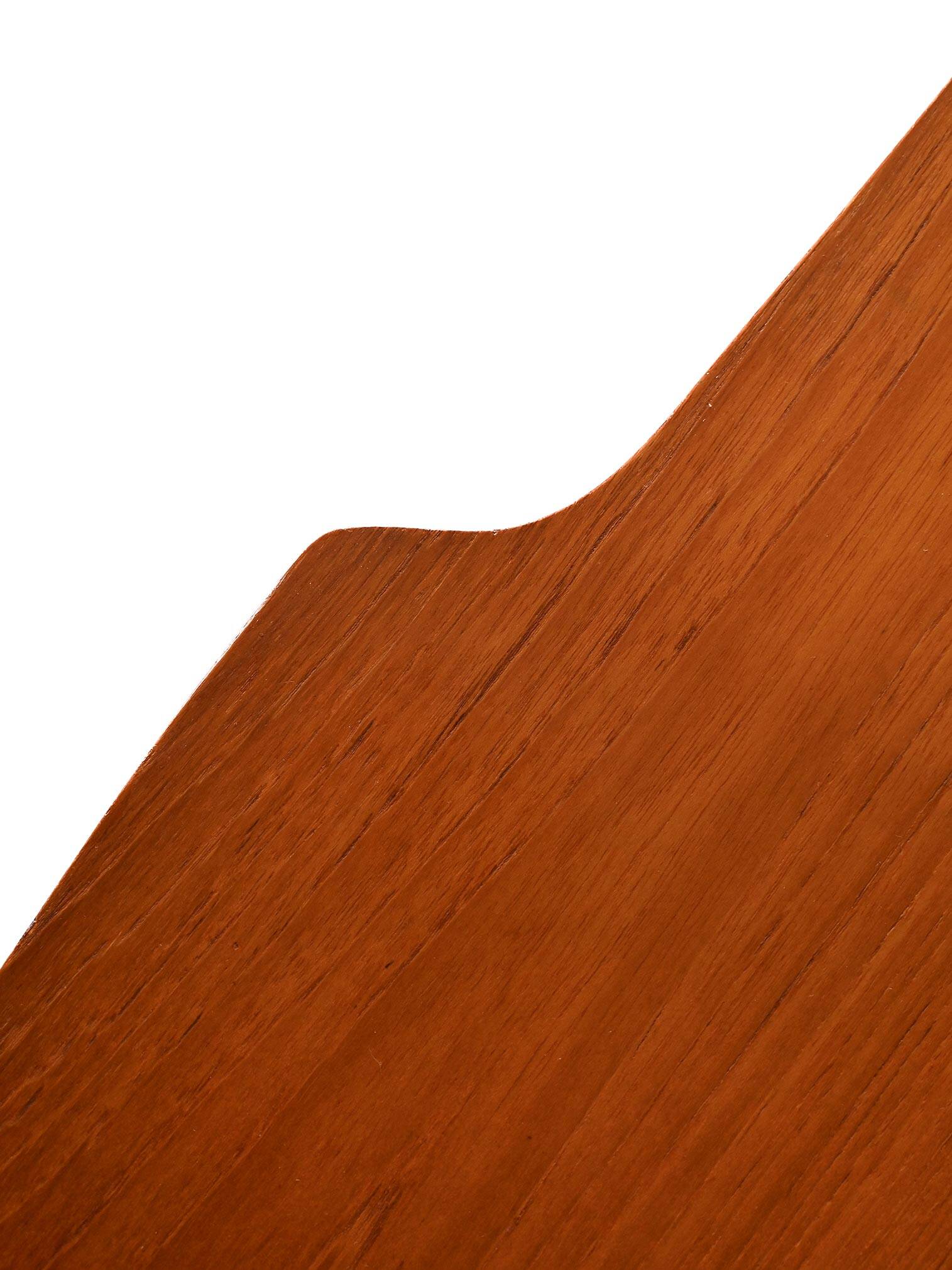 Scandinavian dressing table with mirror