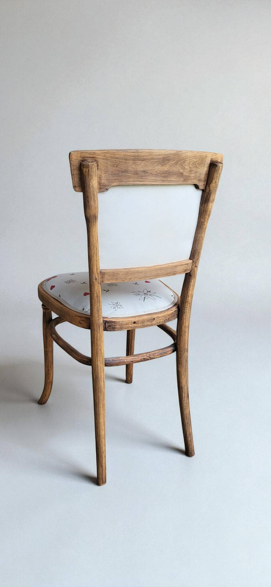 Mundus Vienna Austria Bentwood Living Room