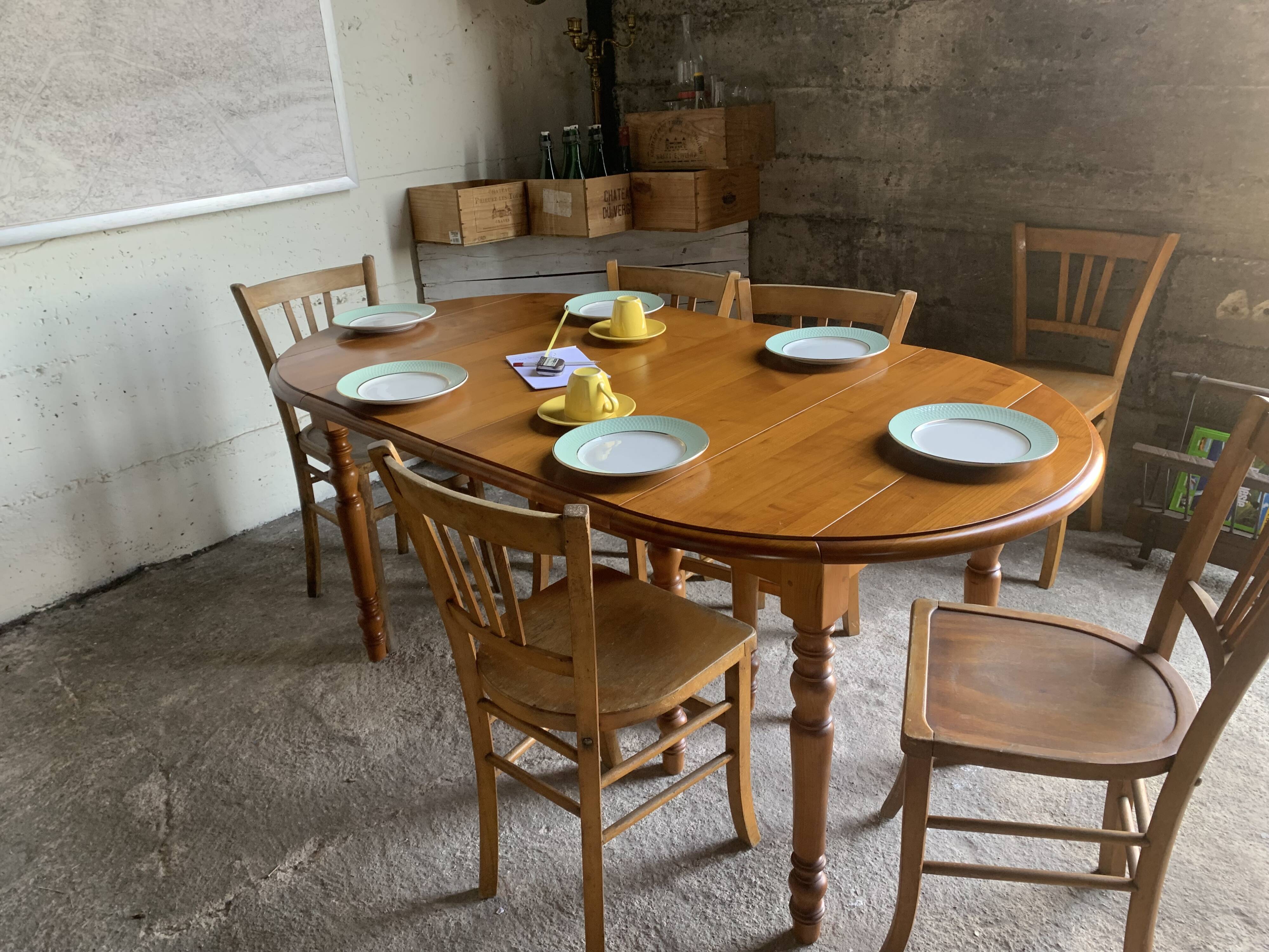 Table ronde 2 à 8 repas