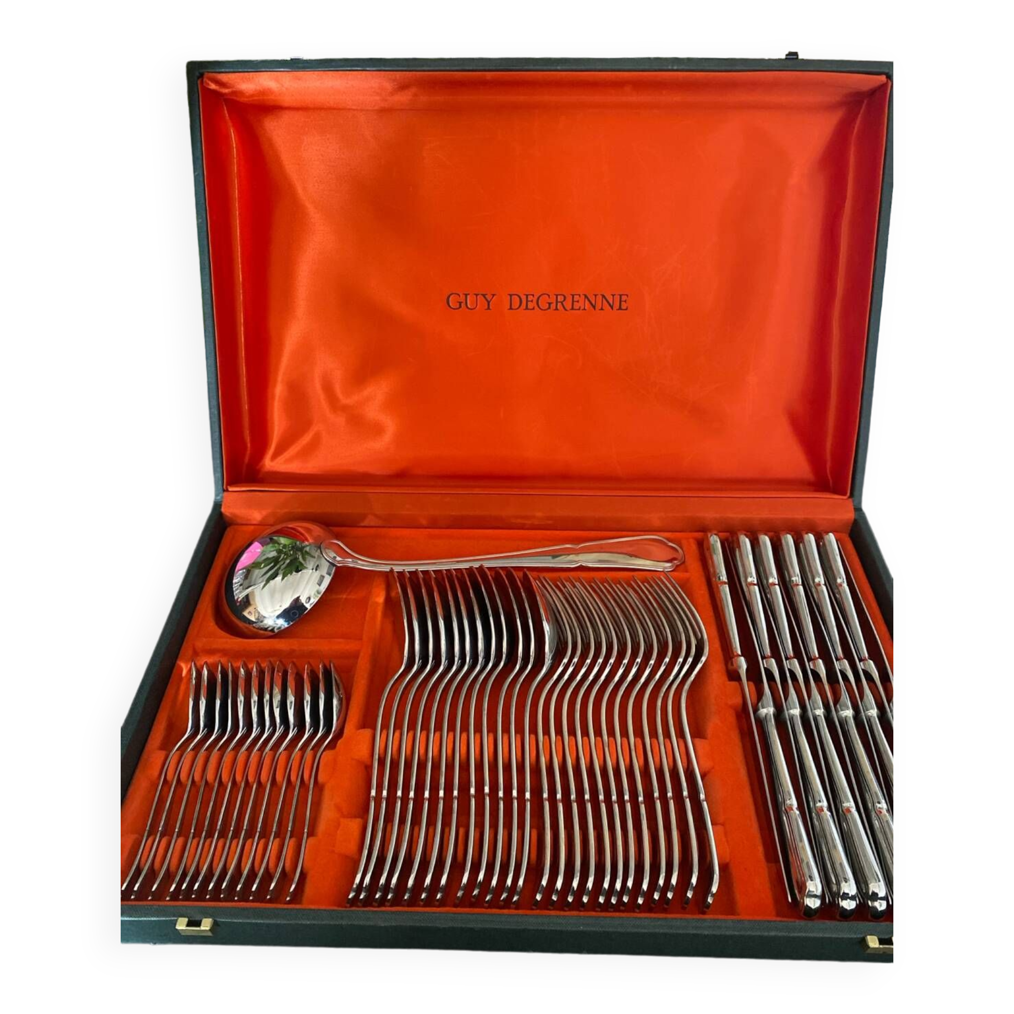 Guy Degrenne 49 pieces cutlery