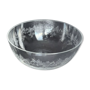 Coupe en cristal gravé