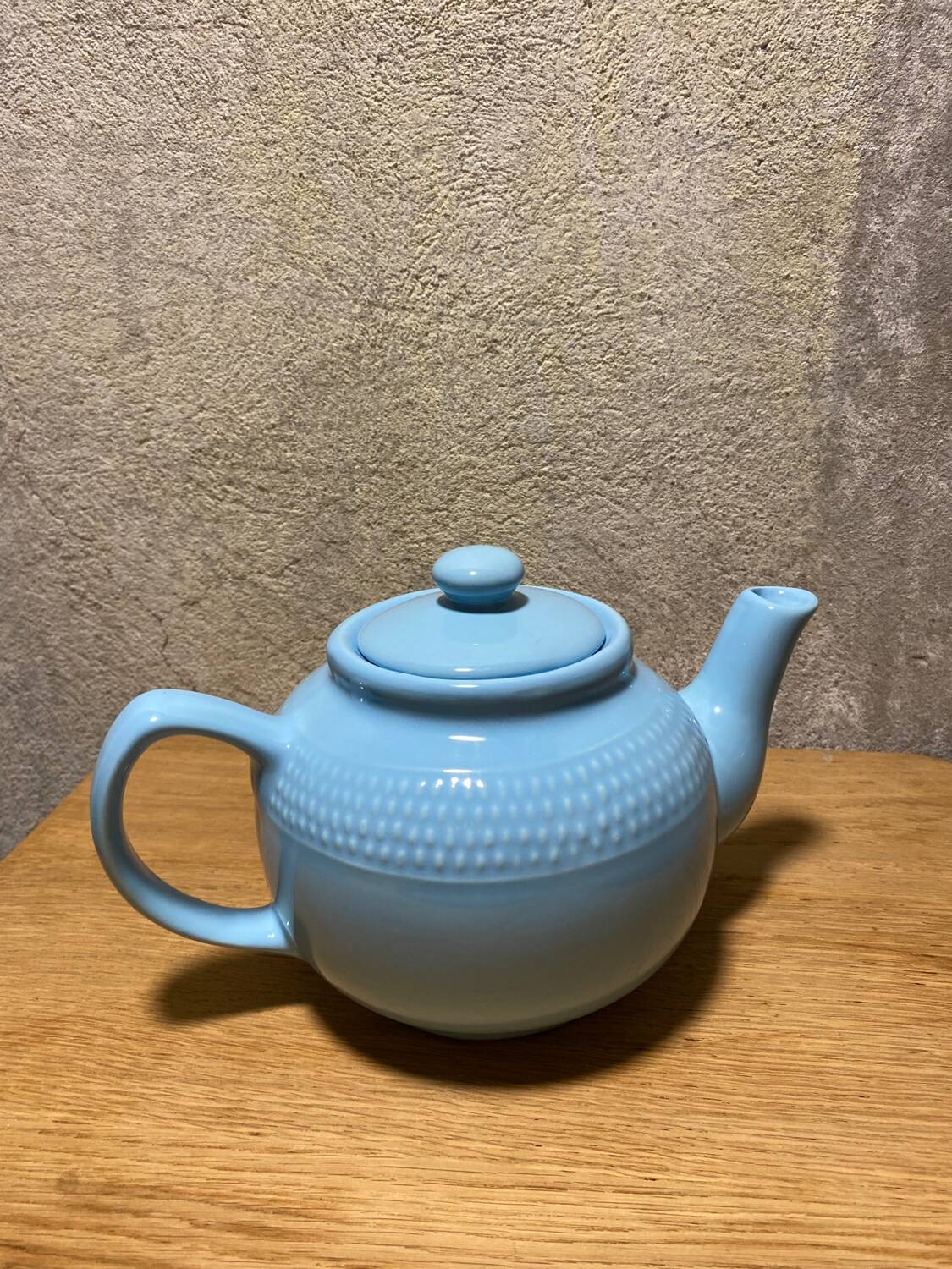 Blue teapot