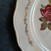 6 antique flat plates in porcelain