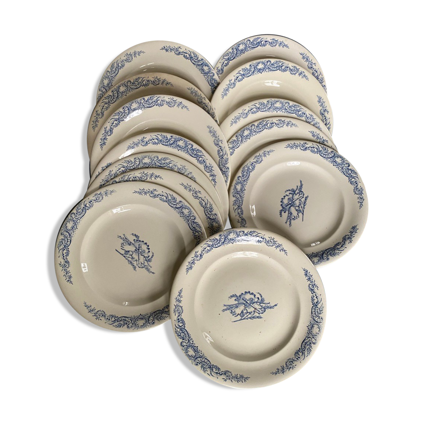 Ensemble 6 assiettes 22cm, 7 assiettes 23cm et compotière, Terre de fer