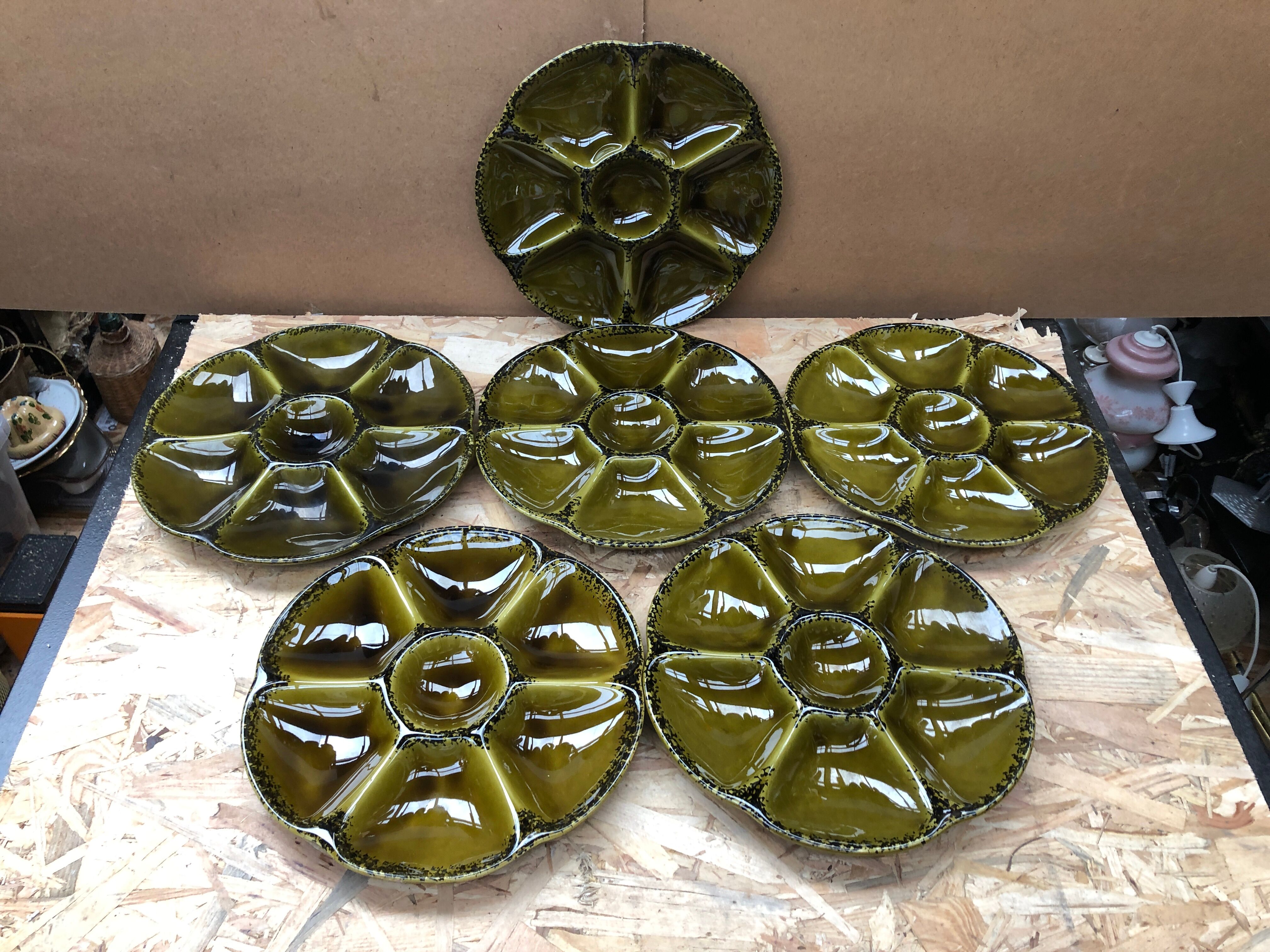 Set of 6 old vintage green ceramic Gien oyster plates