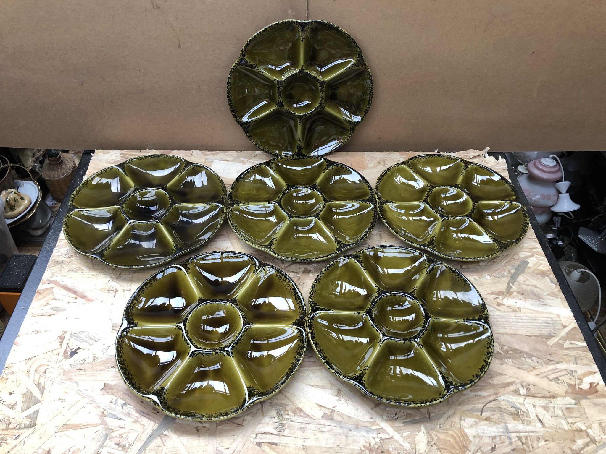 Set of 6 old vintage green ceramic Gien oyster plates