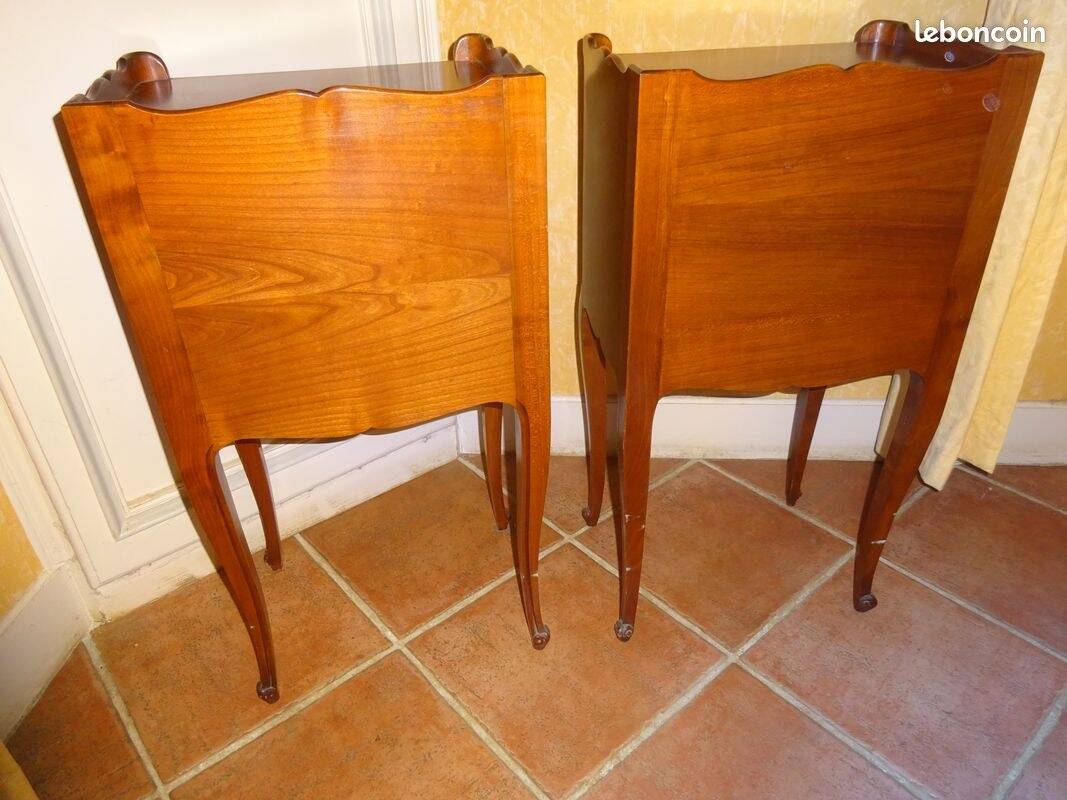 Paire de chevets louis xv en merisier