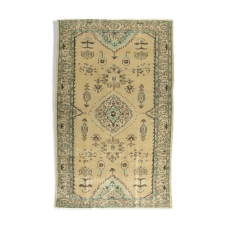 Anatolian handmade rug 274 cmx 170 cm