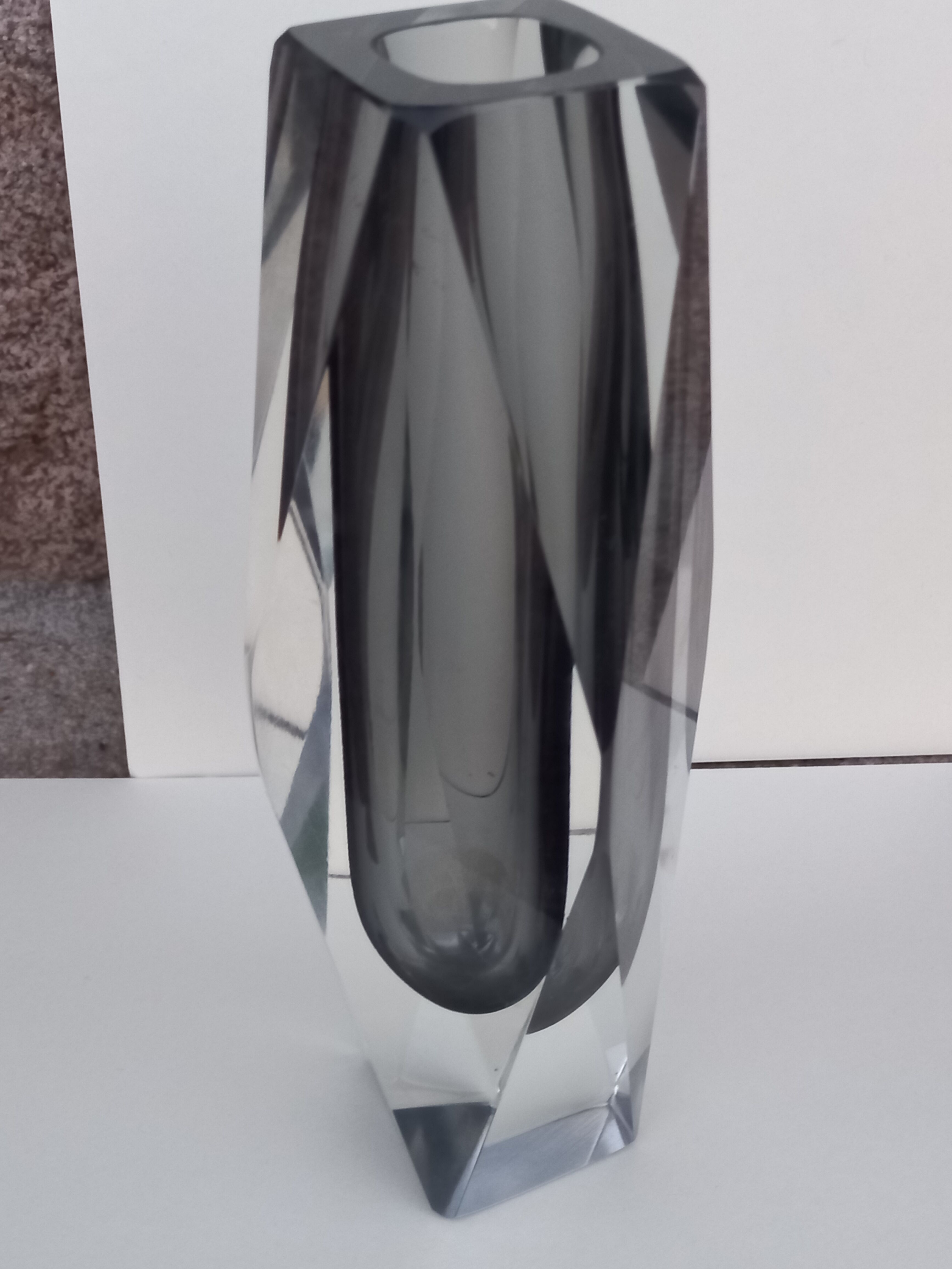Glass vase Sommerso Murano of the 70s 21cm