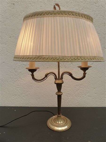 Hot water bottle lamp