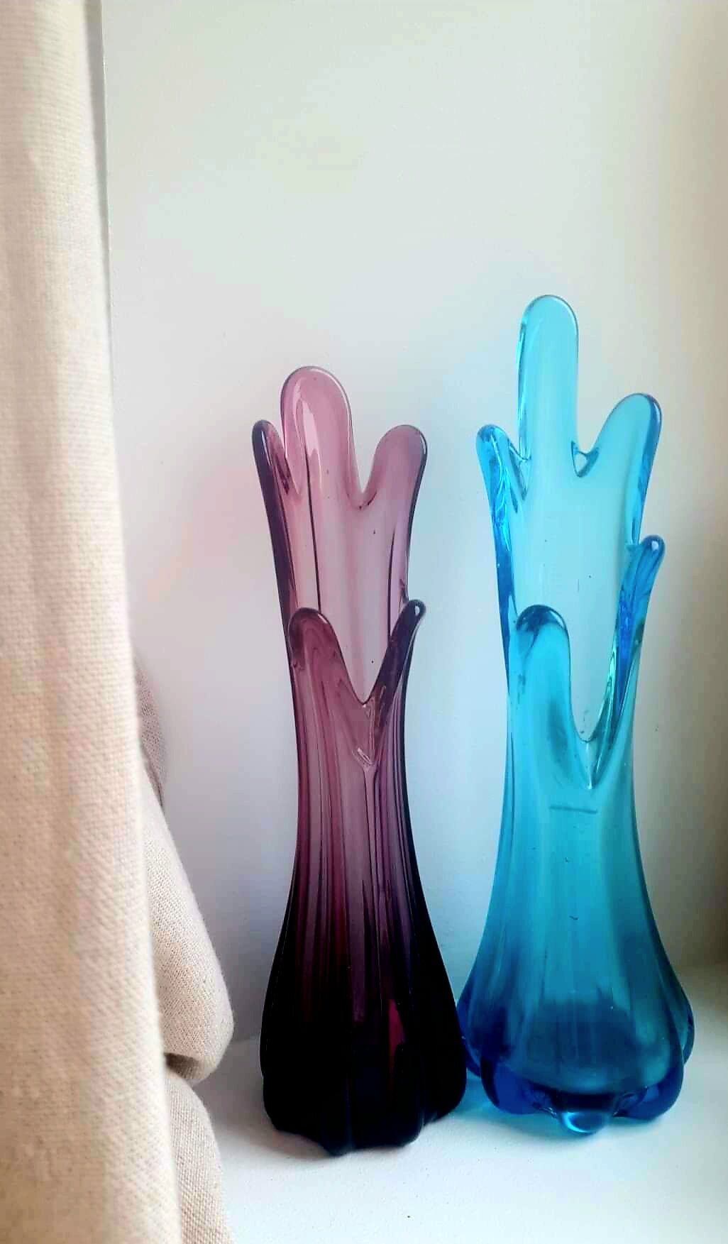 Corolla vase in blue glass