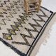 Handmade moroccan berber rug 187 x 117 cm