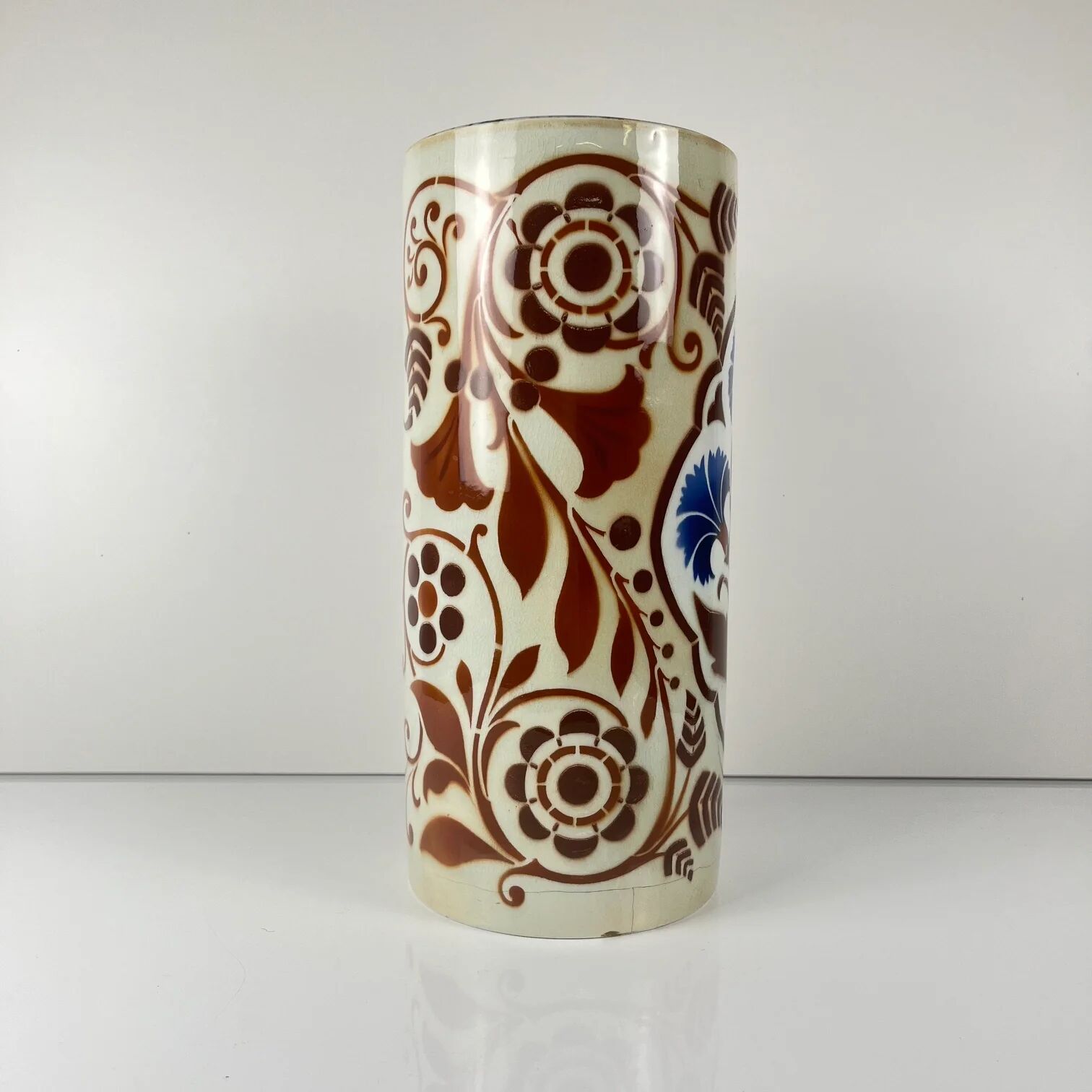 Large rolled vase "Damascus", KG Lunéville, 1910-1930