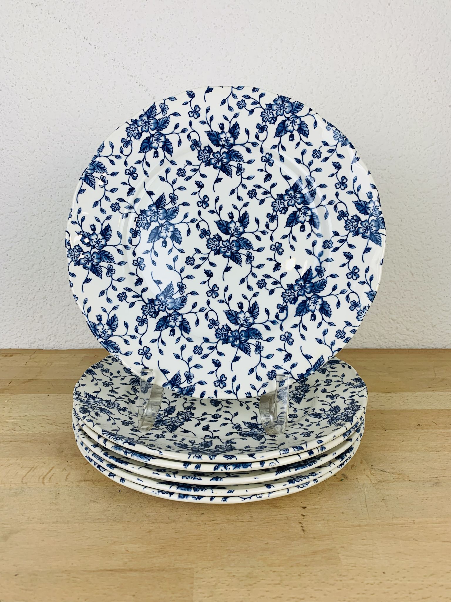 6 English plates blue flowers Royal Tudor Bouquet country style