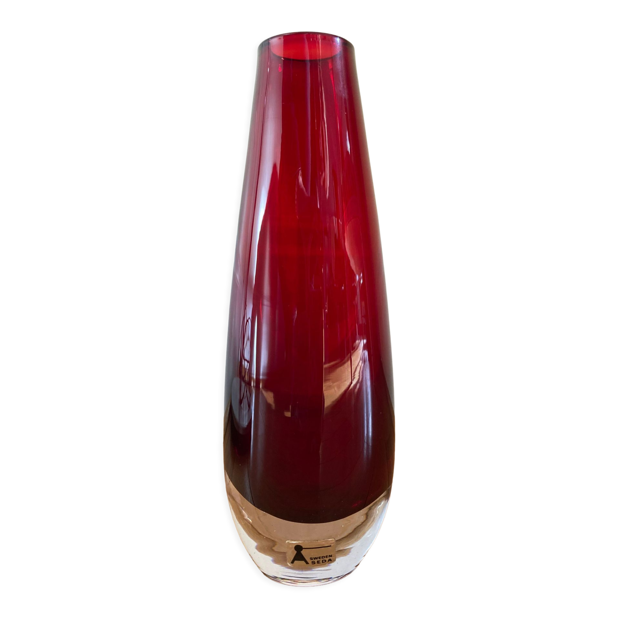 Scandinavian vase red glass Sweden Seda