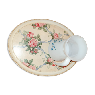 Tray with floral decoration