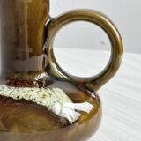 Vase en céramique émaillée avec motifs multicolores.
