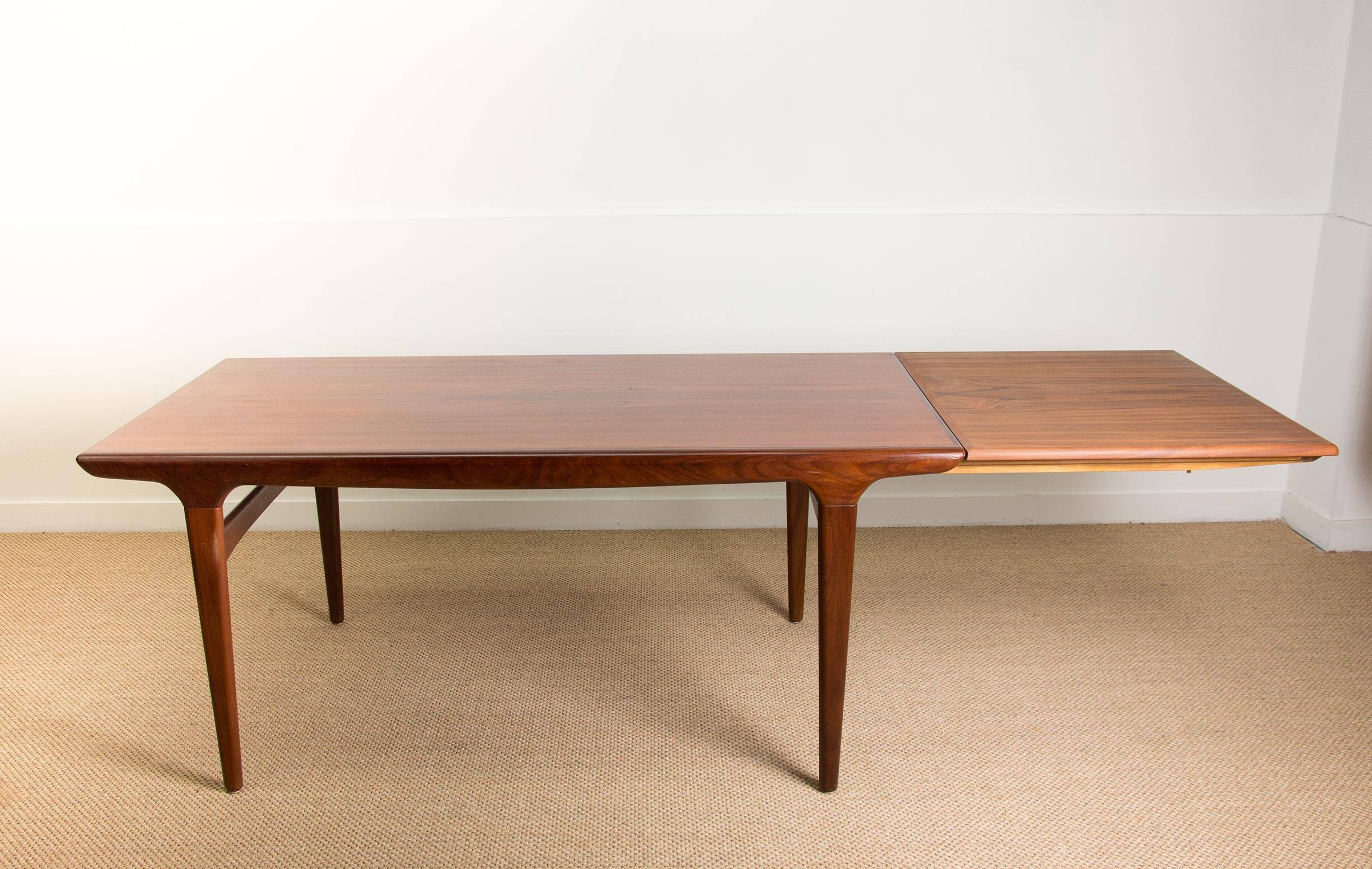 Danish dining table, extendable, in teak 1960 by Johannes Andersen 1960