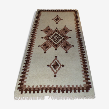 Handmade vintage wool carpets  93x175cm