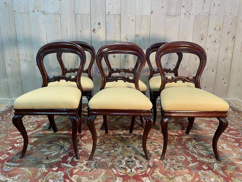 Set of 6 Louis XV mahogany chairs