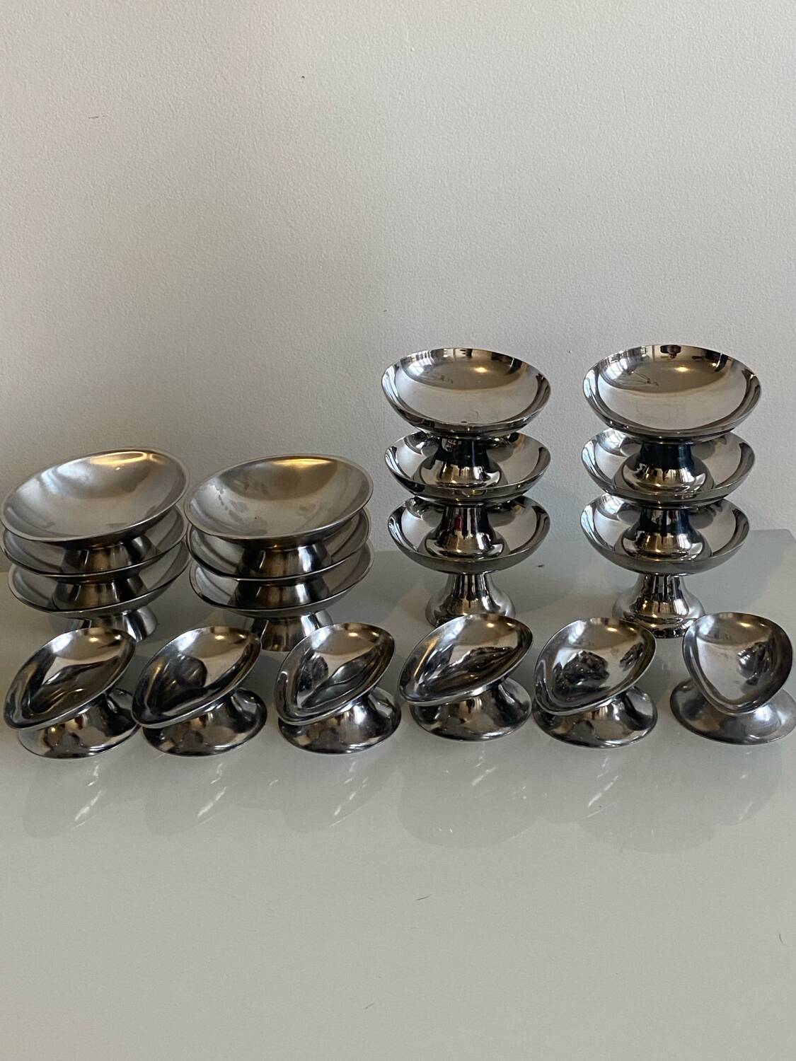 Set of 18 ice cream cups